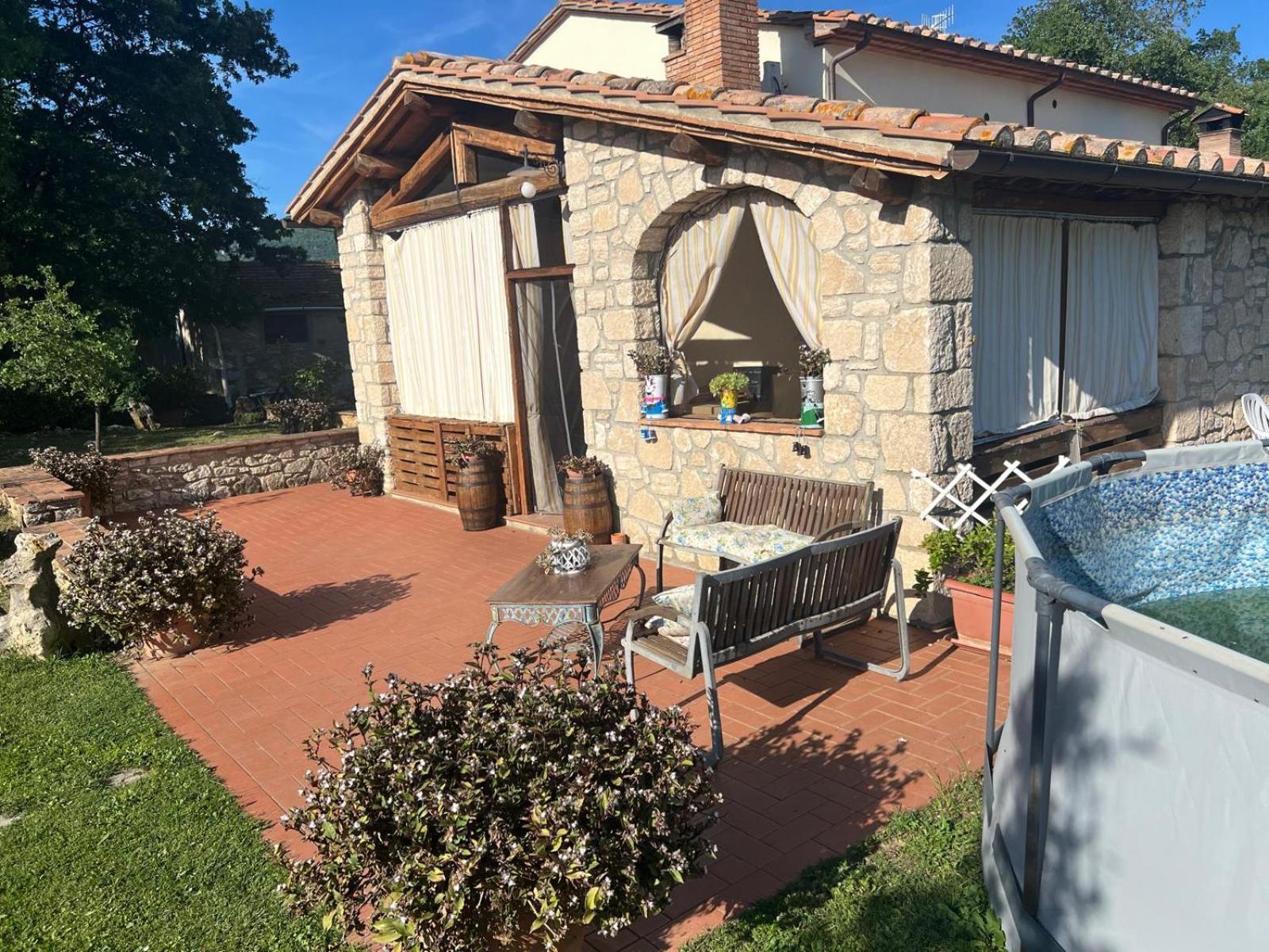 Agriturismo La Castellina Saturnia Exterior photo